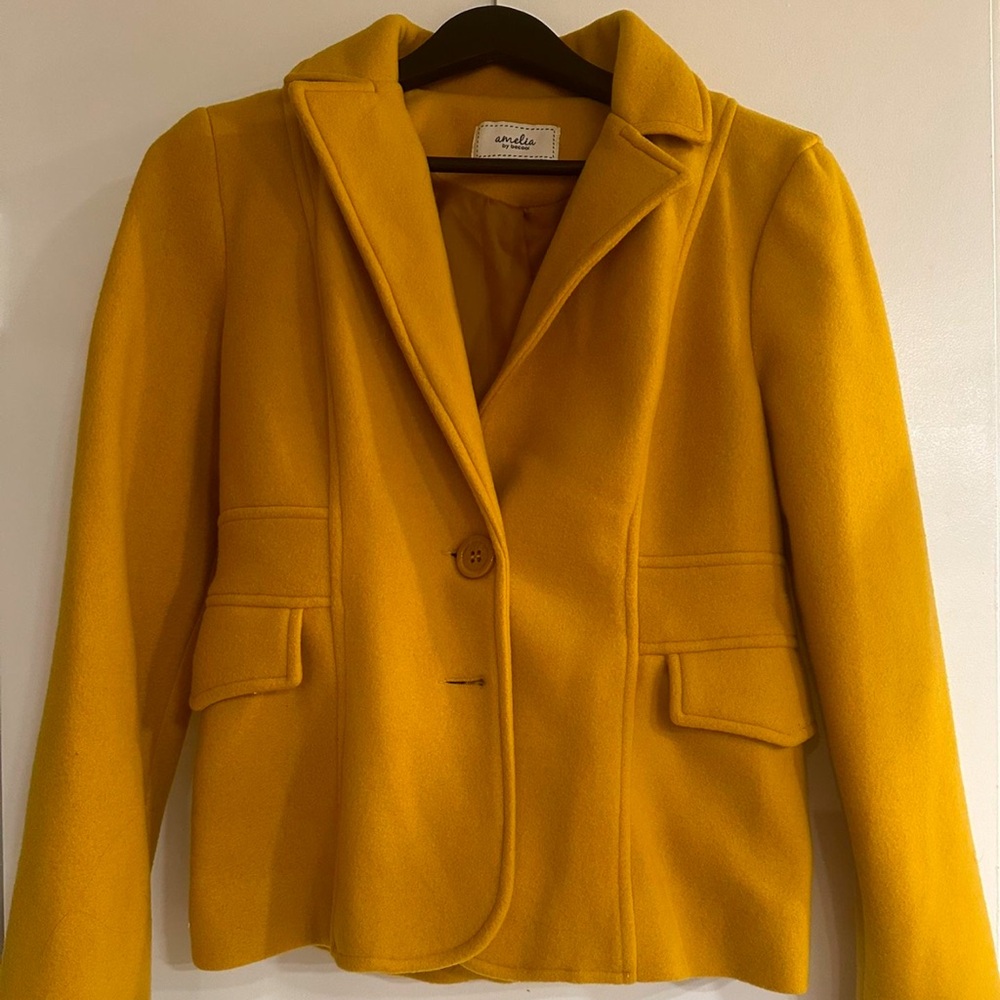 Yellow coat blazer